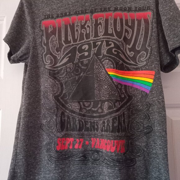 Tops - Vinatage Pink Floyd Dark Side Of The Moon shirt - Vancouver Tour